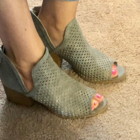qupid open toe booties